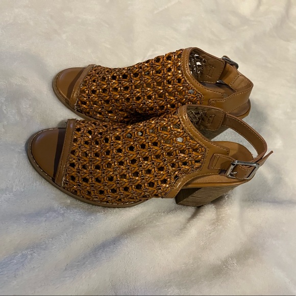 Brown Steve Madden Heels - Picture 3 of 6